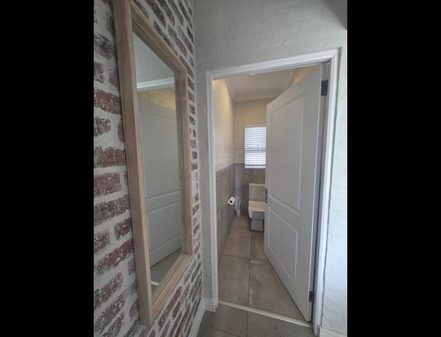 1 BEDROOM FLAT FOR SALE IN LOCHVAAL